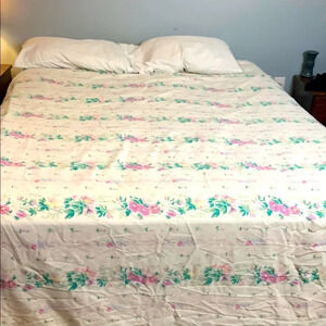 Double/Queen lightweight duvet cover, reversible, zip up closure, 60” by 80”
